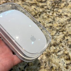 Apple cordless mouse